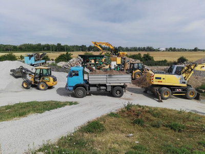 Büki Beton Kft. beton értékesítés, útépítés, gépi, kézi földmunkával
